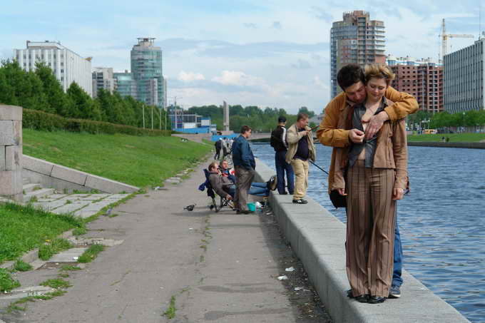 4 июня 2006. Выгул москвичей. Михаил Веневцев и Эдуард Мунин с супругами